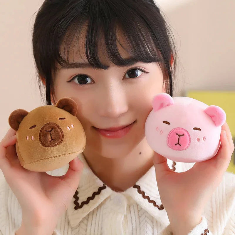Skanto | Kawaii Capybara Godteri Bag Plushie