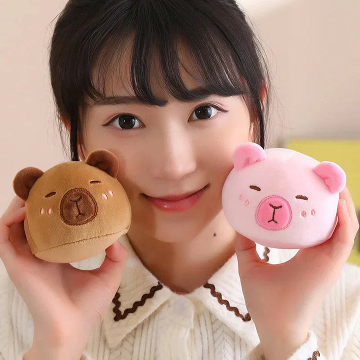 Skanto | Kawaii Capybara Godteri Bag Plushie