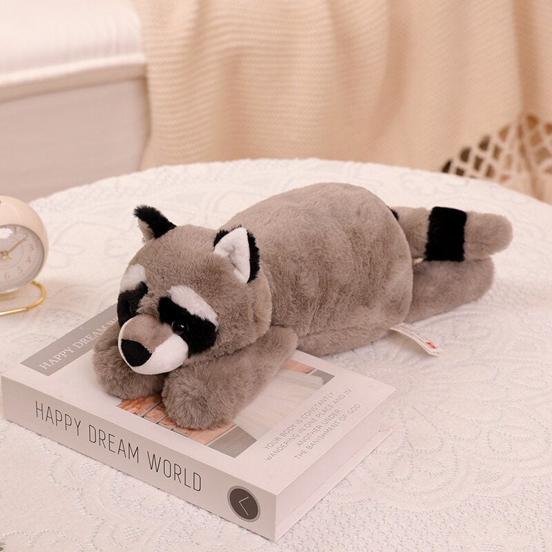 Skanto | Laying Sloth og Fox Raccoon Krokodille Plushie Venner