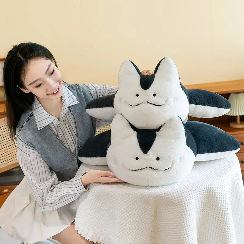 Skanto | Mellow the Kawaii Manta Ray Plushie
