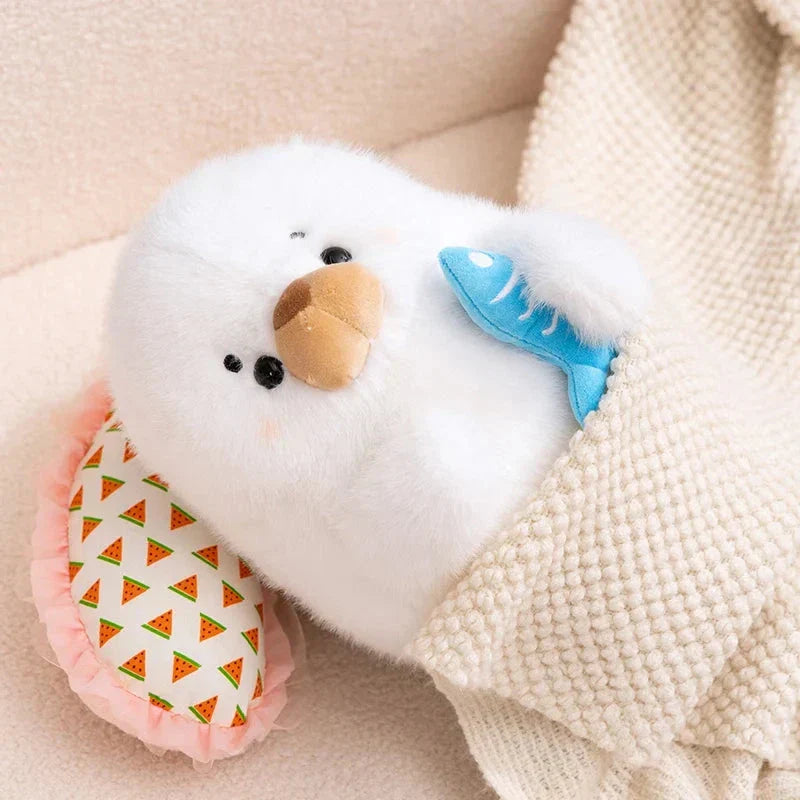 Skanto | Mochi Seal Plushie med Fisk