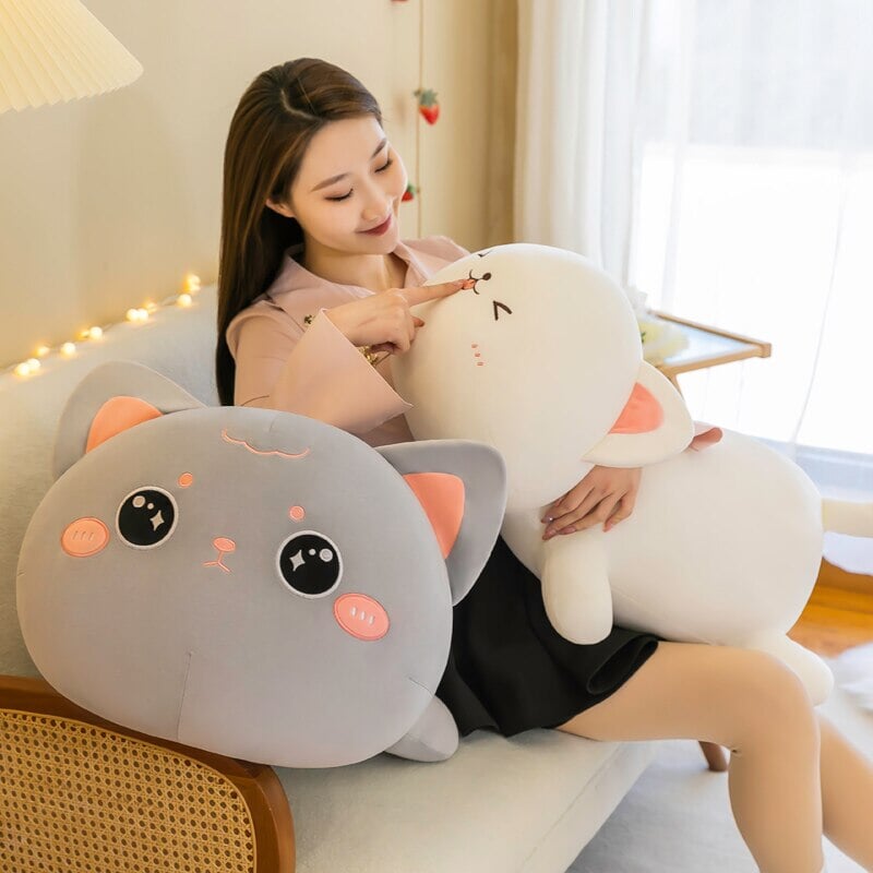 Skanto | Momo & Nala de Kawaii Liggende Katt Plussleker