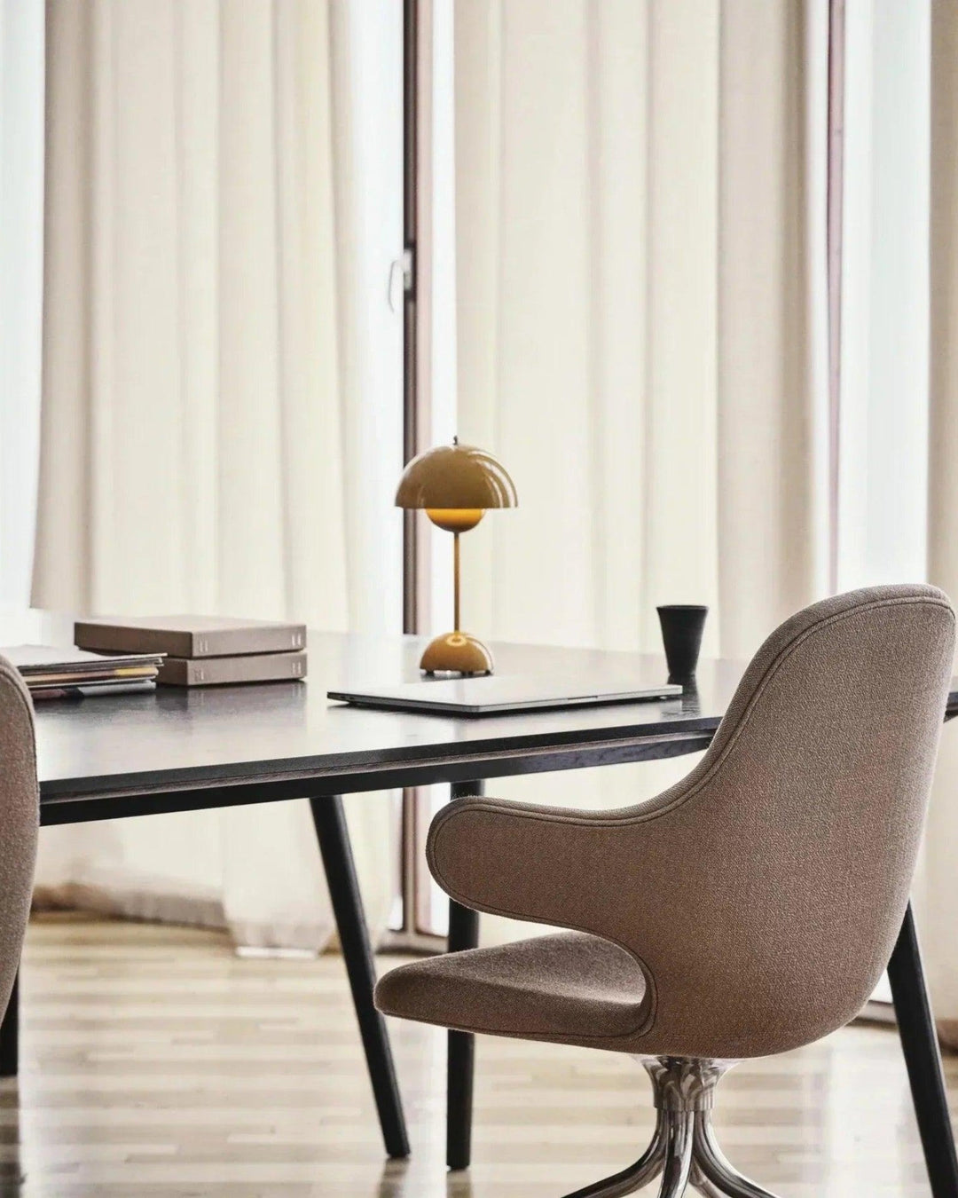 Norvo | Dimbar LED Lampe – Elegant og Funksjonell Belysning