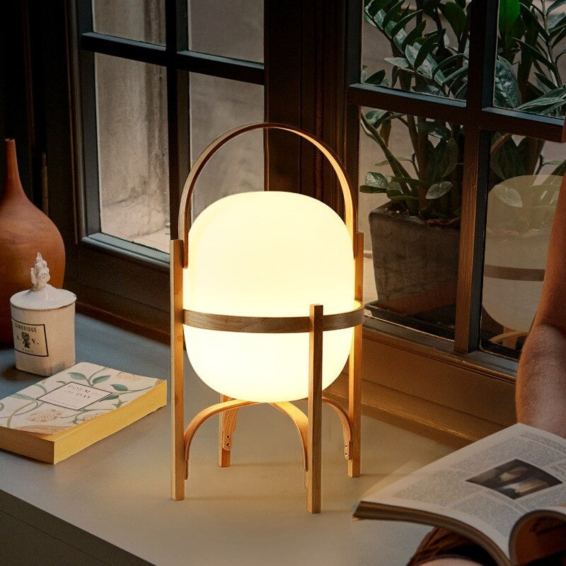 Japansk Tre Nattbordlampe med Glass Stein Skjerm | Skanto