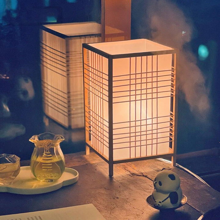 Japansk firkantet sengelampe med tekstilskjerm og mønstre | Skanto