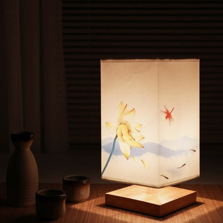 Skanto | Kyomi Japansk-skandinavisk Bordlampe – Minimalistisk Treakcentlys
