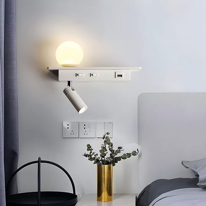 Skanto | GlowPort – USB Vegglampe med Justerbart Lys og Smart Lading