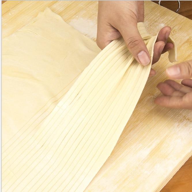 Lattice Roller Spaghetti Nudler Maker | Skanto