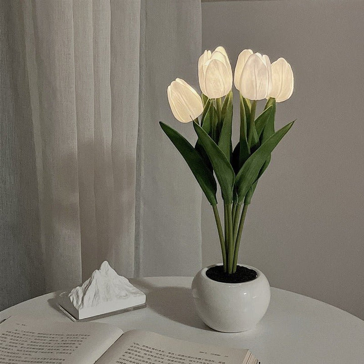 Skanto | Dekorativ LED Tulipan Bordlampe – Florima