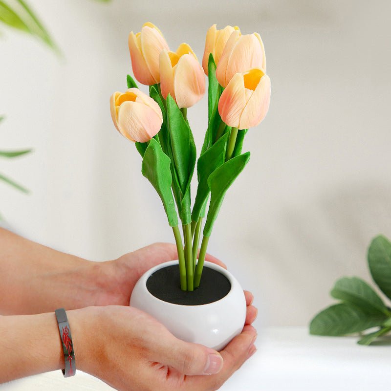 Skanto | Dekorativ LED Tulipan Bordlampe – Florima