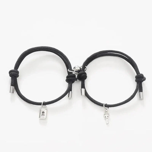 Skanto | Lås og nøkkel magnetisk snorarmbånd sett