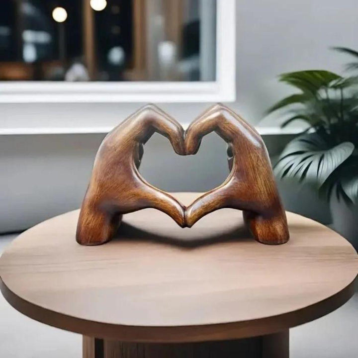 Skanto | LoveSculpt – Håndlaget Tre Hjemmedekorasjon med Rustikk Sjarm