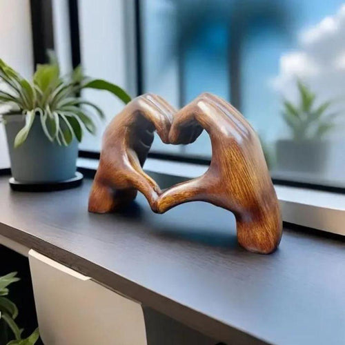 Skanto | LoveSculpt – Håndlaget Tre Hjemmedekorasjon med Rustikk Sjarm