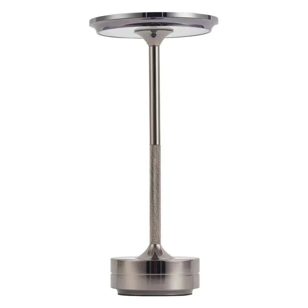 Skanto | Stilig lampe som du kan lade trådløst!