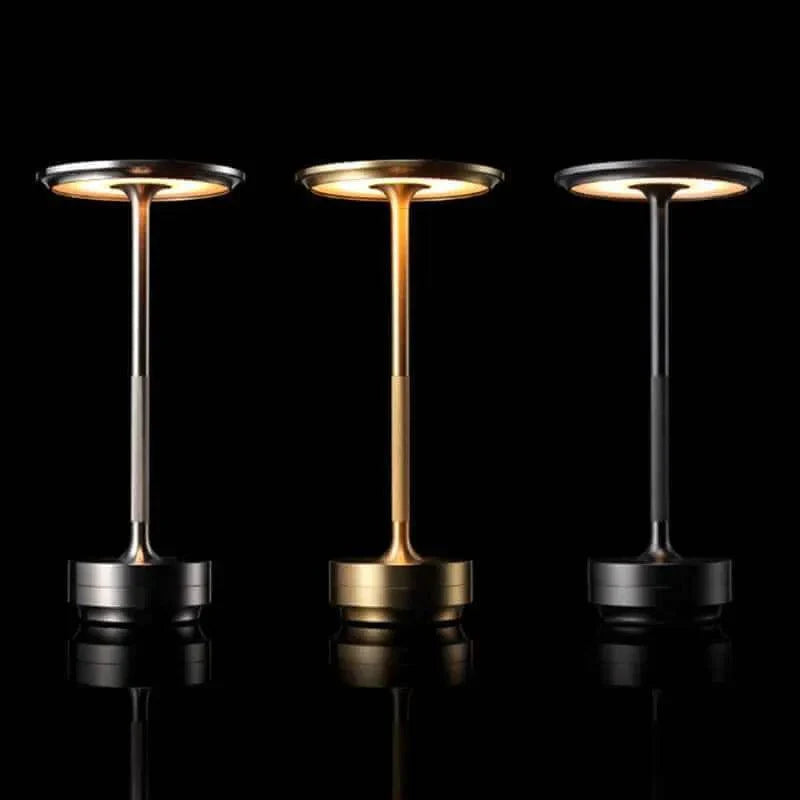Skanto | Stilig lampe som du kan lade trådløst!