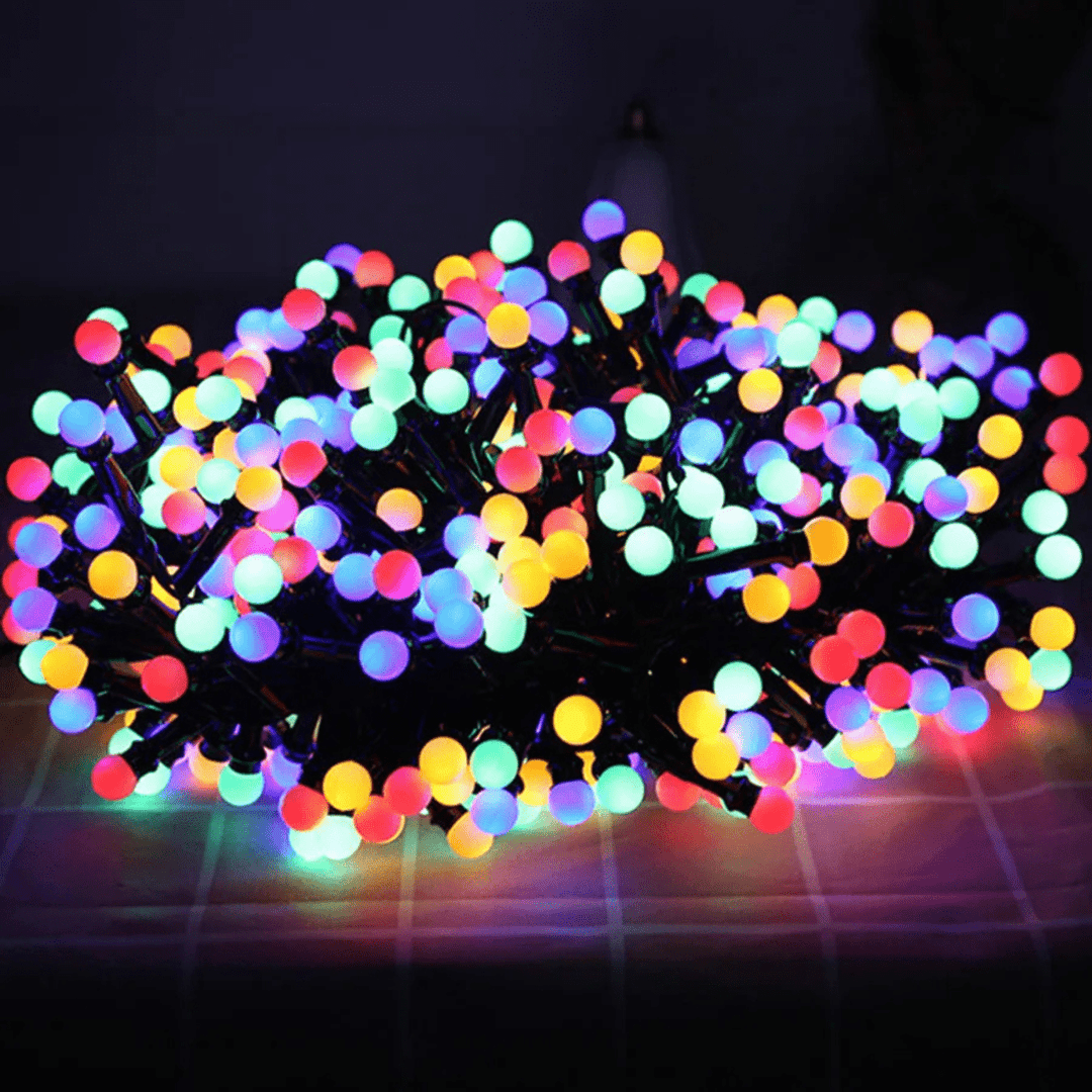 Skanto | LUMIGLOW – Utendørs LED Lyskjeder med Vanntette Globe Pærer & 8 Lysmodi