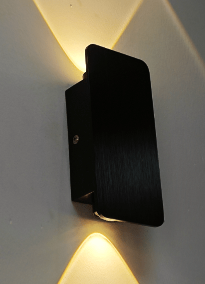 Skanto | LUMINA SLIM – Minimalist LED Vegglampe for Moderne Interiør