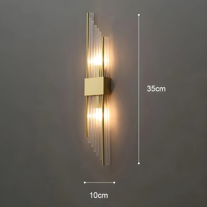 Vegglampe med krystaleffekt – Elegant design med gyllen aksent | Skanto