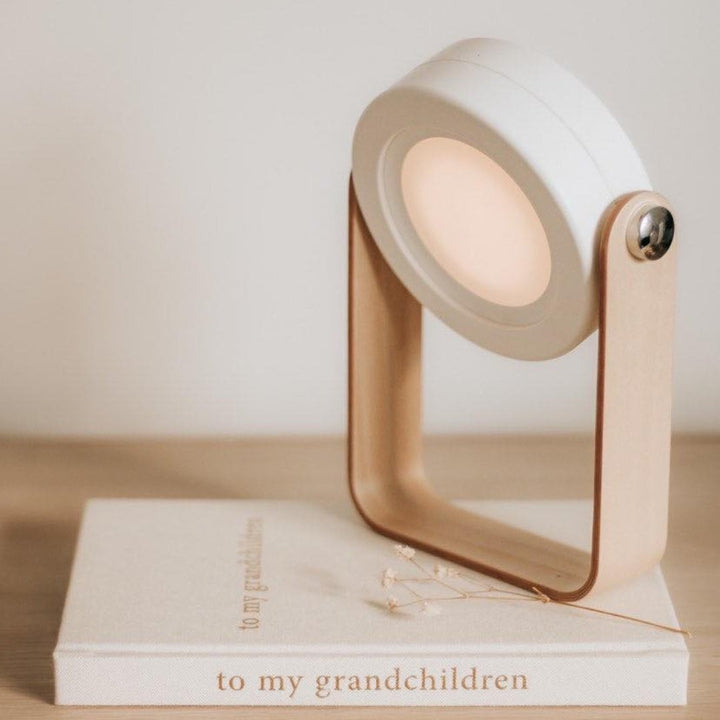 Moderne multifunksjonell lampe | Skanto