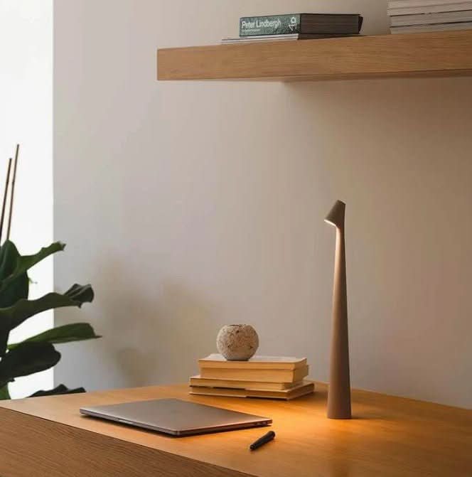 Skanto | Oppladbar Bærbar LED Bordlampe