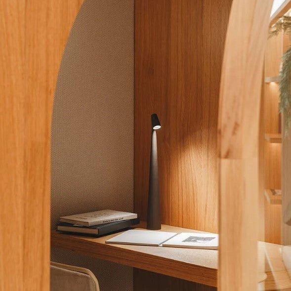 Skanto | Nordisk Minimalistisk LED Trådlampe