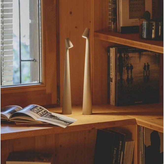 Skanto | Nordisk Minimalistisk LED Trådlampe