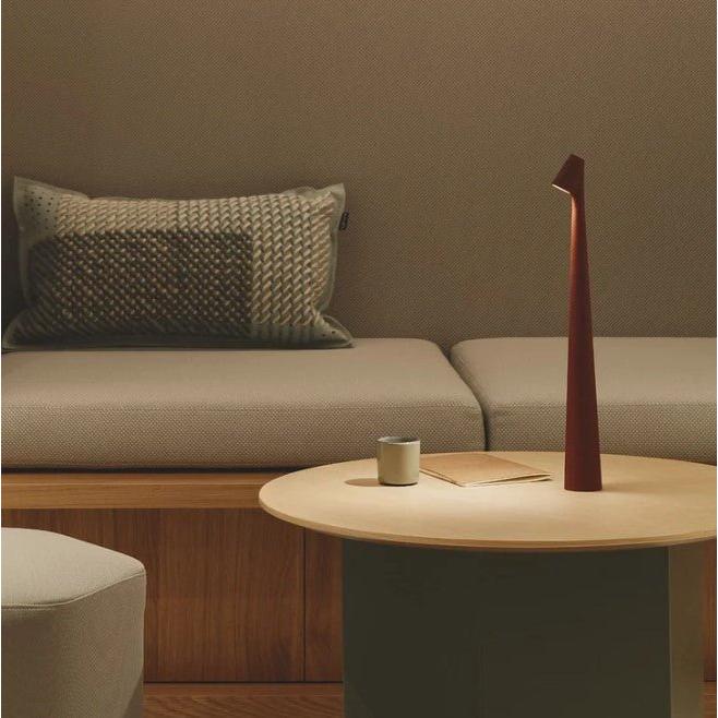 Skanto | Nordisk Minimalistisk LED Trådlampe