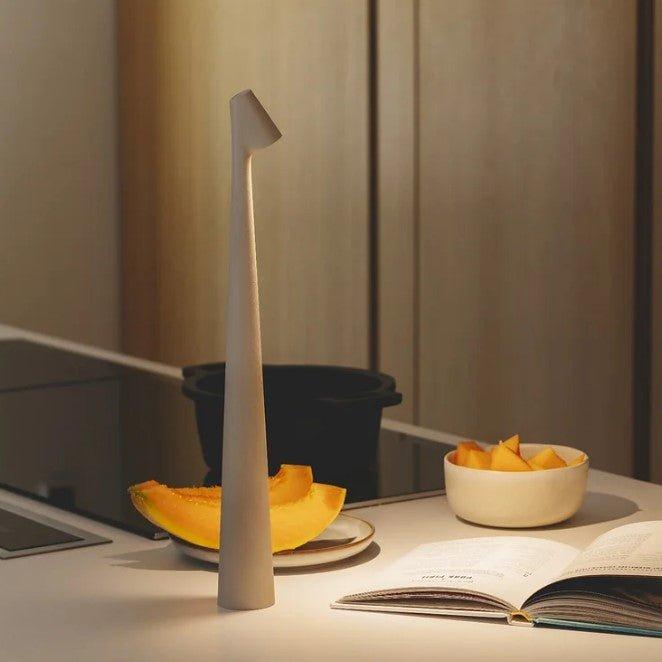 Skanto | Nordisk Minimalistisk LED Trådlampe