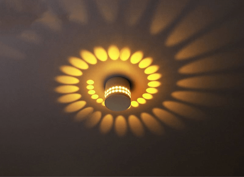Skanto | Luminous Arc LED Gulvlampe – Moderne Ambient Belysning