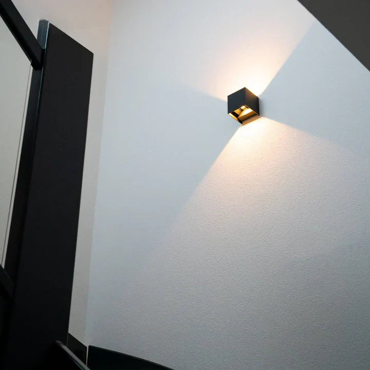 Skanto | Vanntett lys med intelligent sensor