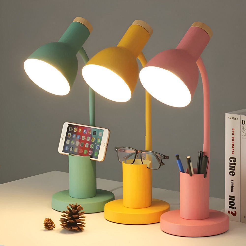 Skanto | LumoDesk – LED bordlampe med pennholder for organisering og belysning