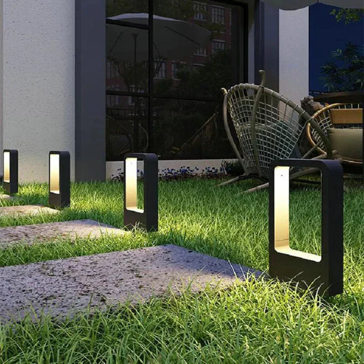 Skanto | Elegant Aluminium Gulvlampe for en Luksuriøs Glans Utendørs