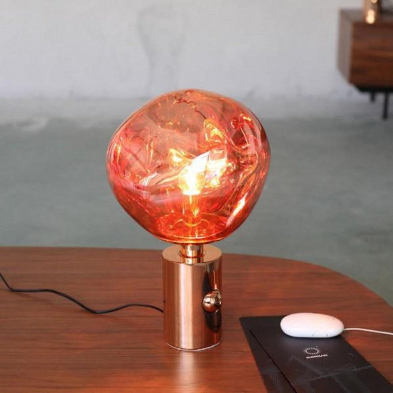 Meltique Lampe - Den Avant-Garde Belysningen for Ditt Rom | Skanto