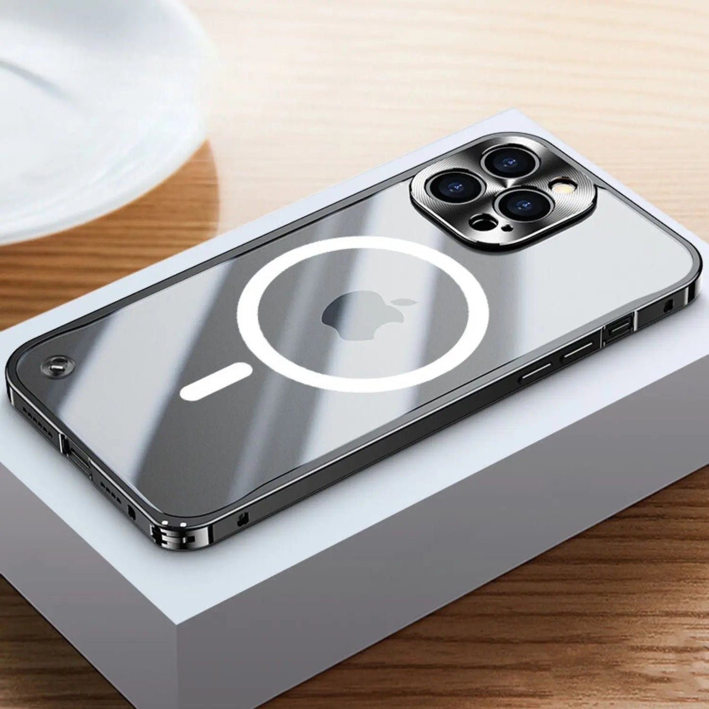 Norvo | Metall Luksus MagSafe Deksel for iPhone Pro Max - Slankt og Stilig Design med Maksimal Beskyttelse