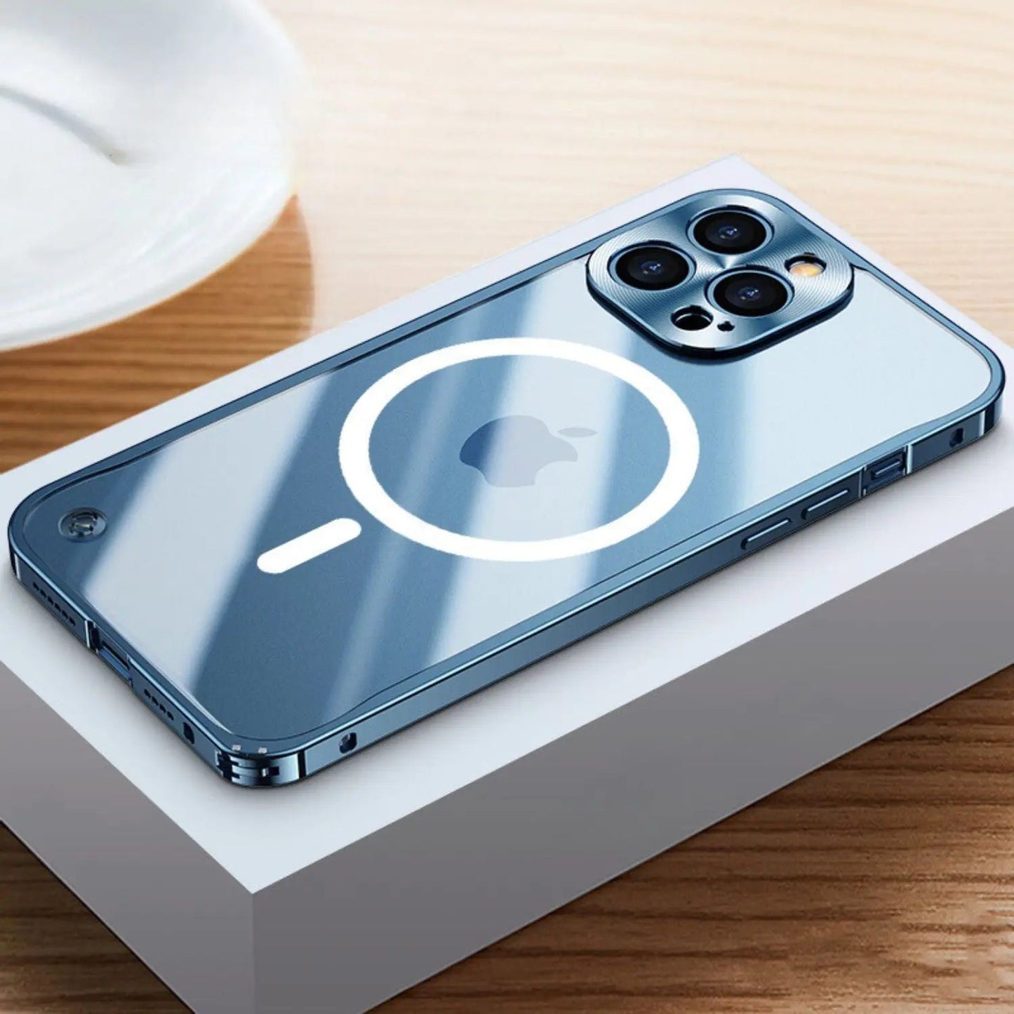 Norvo | Metall Luksus MagSafe Deksel for iPhone Pro Max - Slankt og Stilig Design med Maksimal Beskyttelse