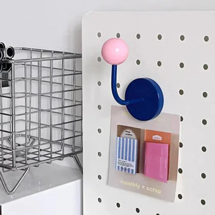 Skanto | Eames Dot Farge Rush Krok Magnet