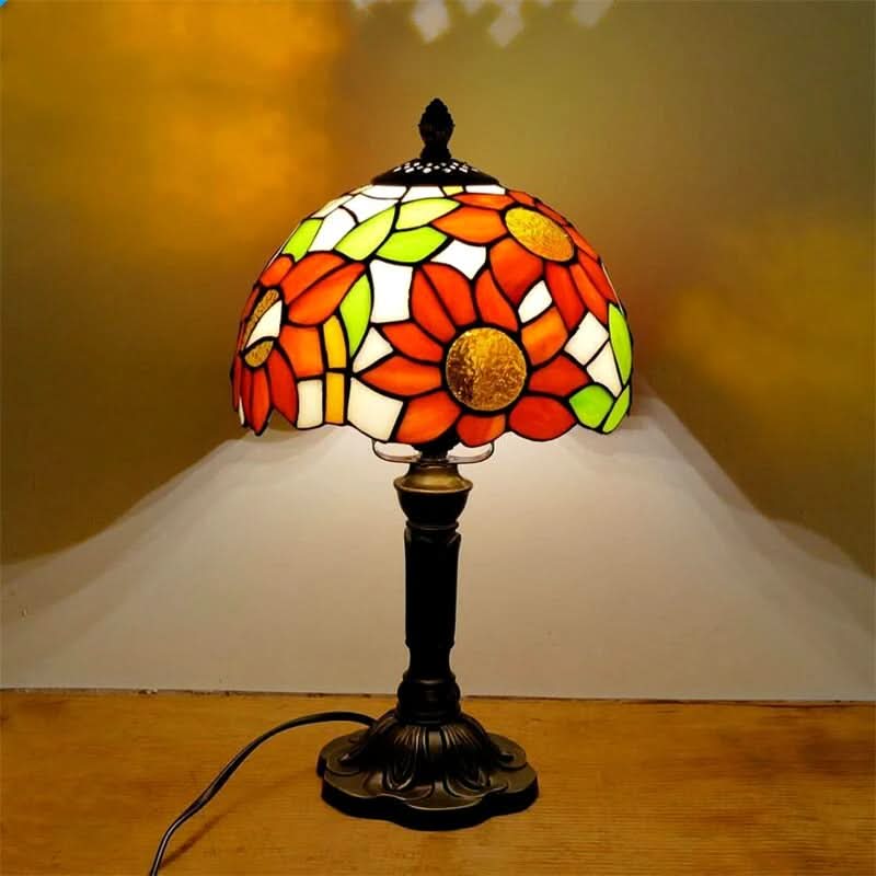 Skanto | Retro Baroque Tiffany Glass LED Bordlampe E27