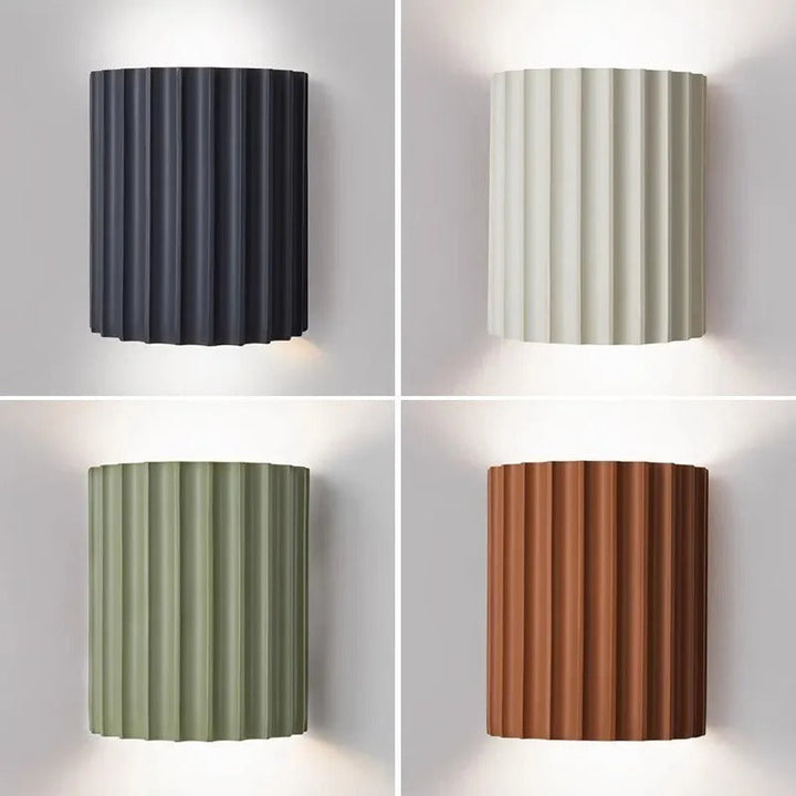 Skanto | Minimalist Groove Vegglampe | Harpiks, Opp og Ned