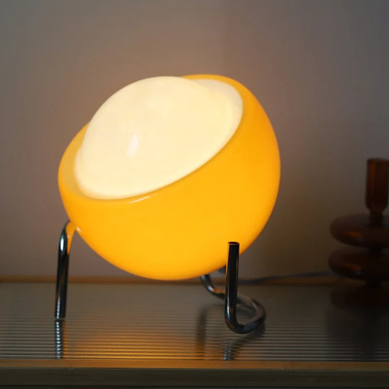 Skanto | Glass bordlampe i Bauhaus-stil for kunstnerisk atmosfære