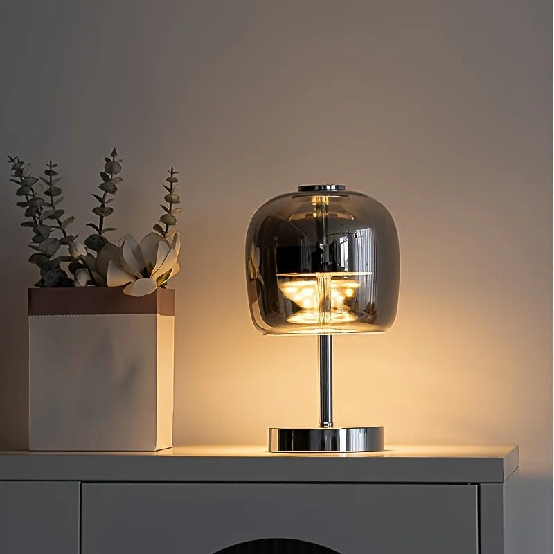 LumièreNord - Dekorativt Bordlampe i Glass med Rent Design