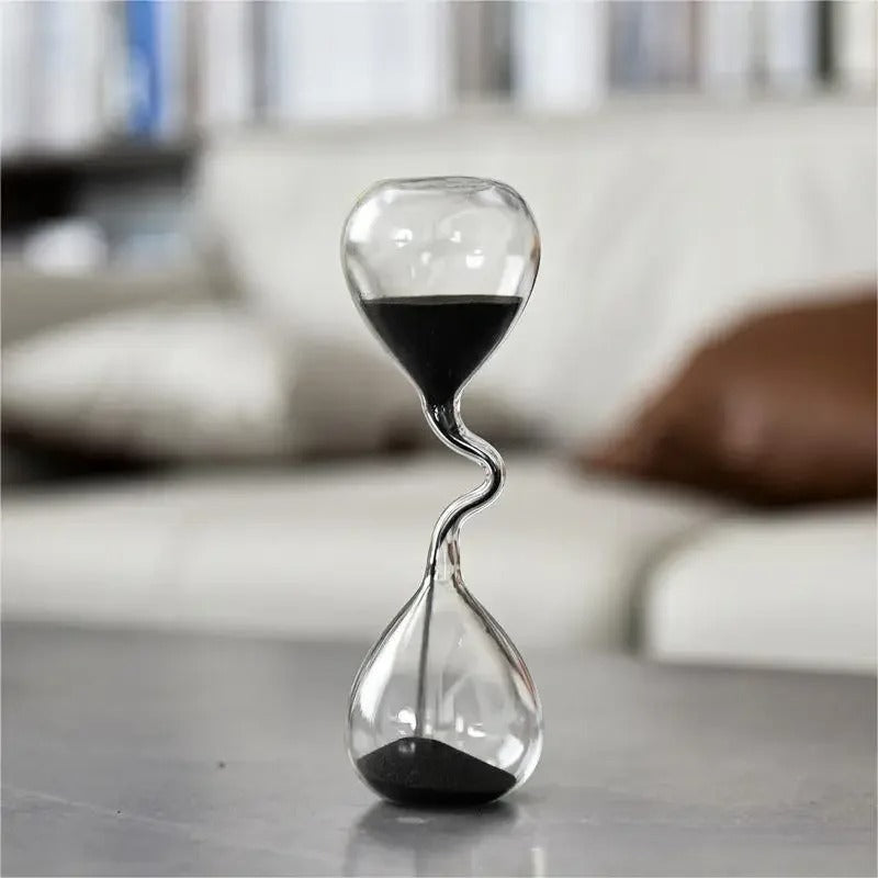 Skanto | Curvy Black Hourglass | Glass