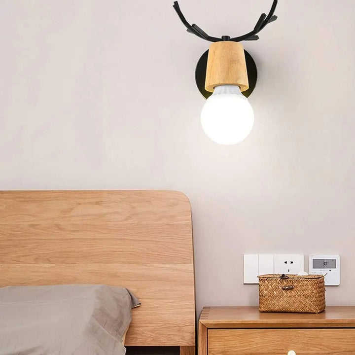 Deer Antler Vegglampe i Nordisk Stil Design | Skanto