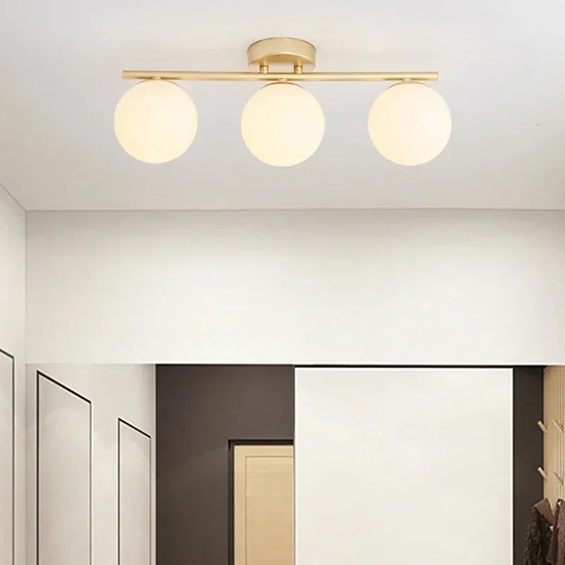 Skanto | Taklampe i nordisk stil laget av glass – Elegant hvit kule for ethvert rom