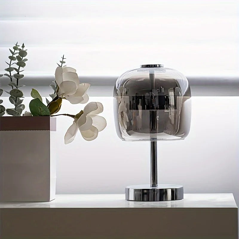 LumièreNord - Dekorativt Bordlampe i Glass med Rent Design