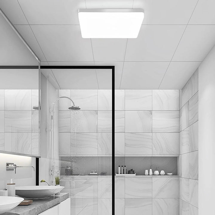 Firkantet LED Taklampe – Jevn, Behagelig Lys | Egnet for Stue & Bad | Skanto