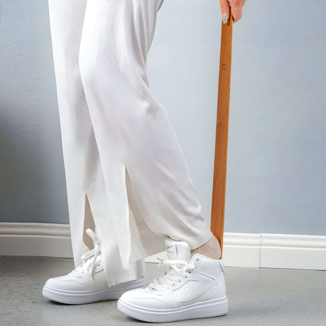 Langt Tresko Horn med Magnet og Veggholder 55 cm | Skanto