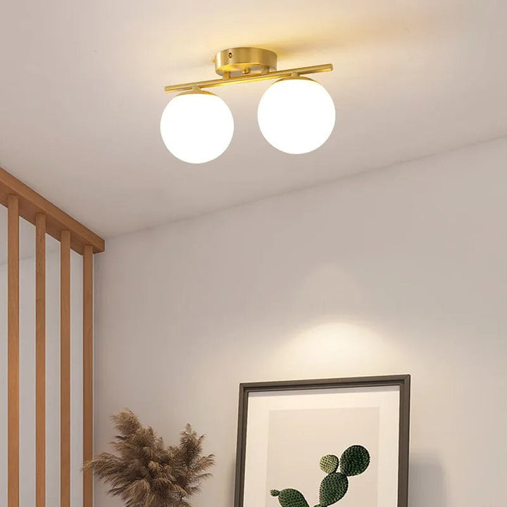 Skanto | Taklampe i nordisk stil laget av glass – Elegant hvit kule for ethvert rom