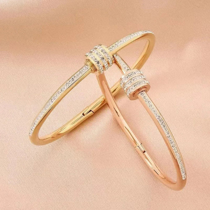 Skanto | Stål fashion bangle armbånd for kvinner