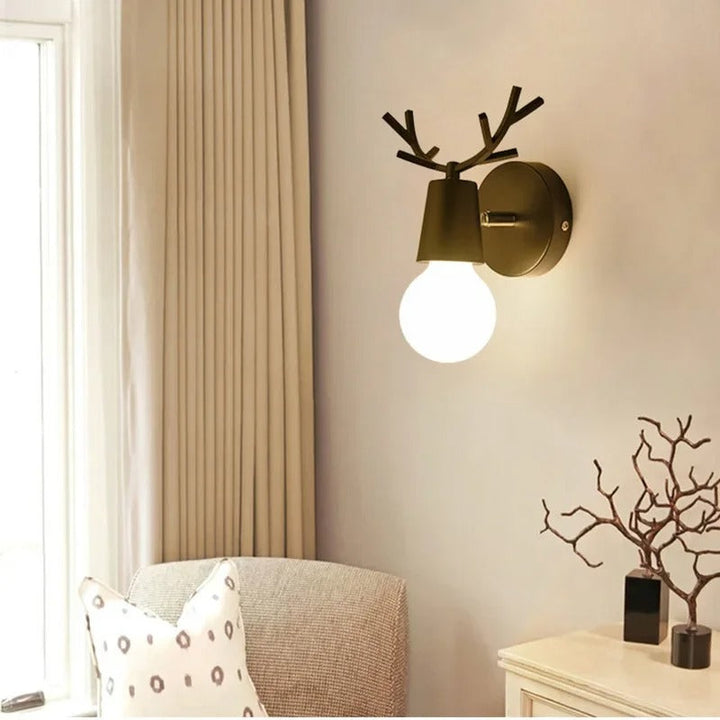 Deer Antler Vegglampe i Nordisk Stil Design | Skanto