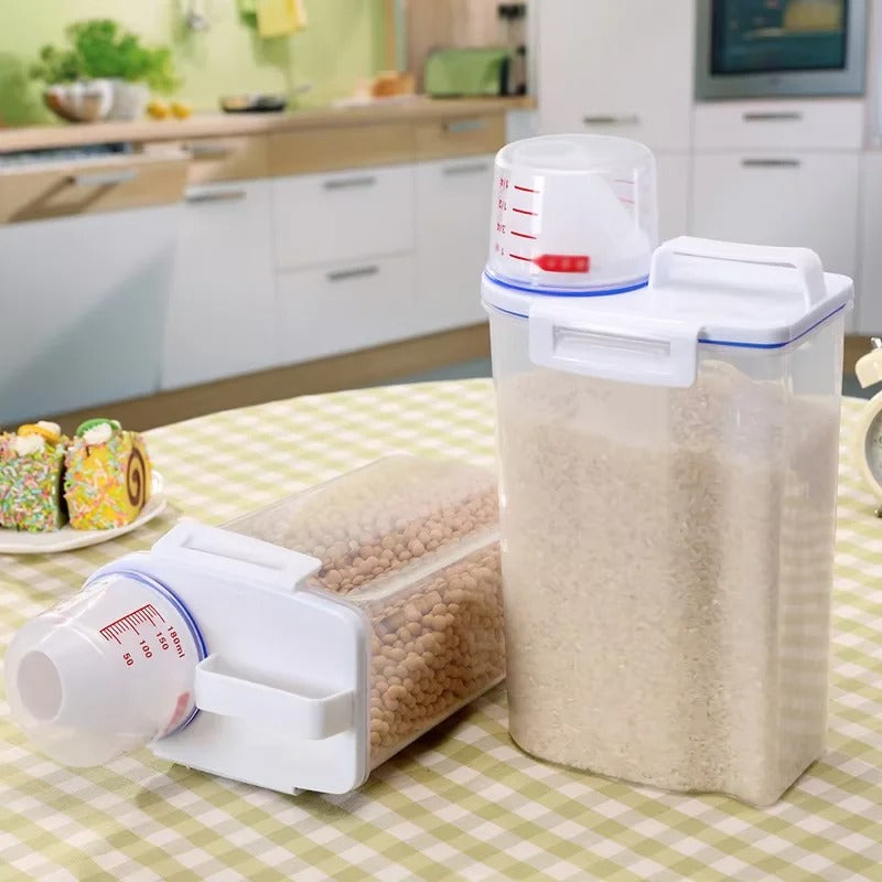 Pet Food Storage Container with Airtight Seal Skanto